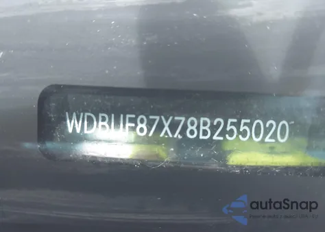 2008 Mercedes-Benz E 350 4Matic z USA, uszkodzony, nr VIN WDBUF87X78B255020